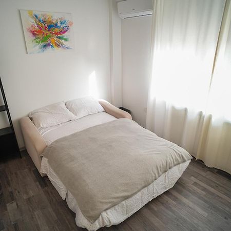 Penthouse With Huge Rooftop Terrace & City View Bukarest Exteriör bild