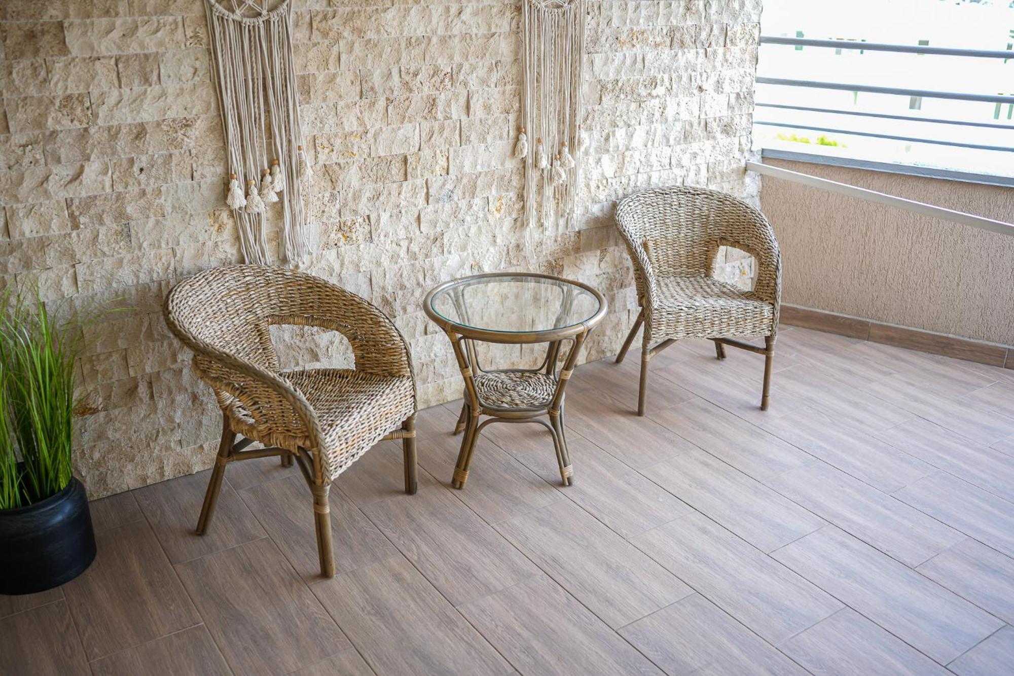 Penthouse With Huge Rooftop Terrace & City View Bukarest Exteriör bild