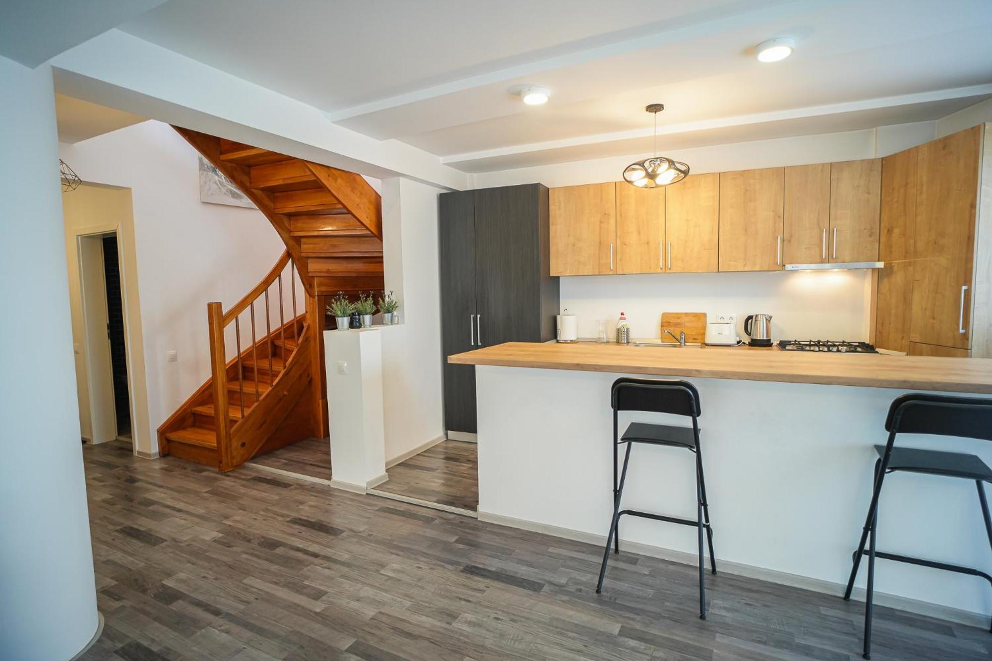 Penthouse With Huge Rooftop Terrace & City View Bukarest Exteriör bild